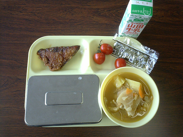 school-lunch-japan